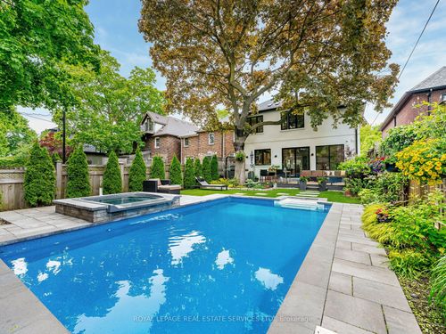 529 Briar Hill Ave, Toronto, ON, M5N1N1 | Card Image