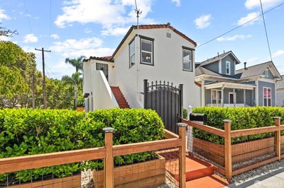 297 N 15th Street, Home with 4 bedrooms, 2 bathrooms and 2 parking in San Jose CA | Image 2