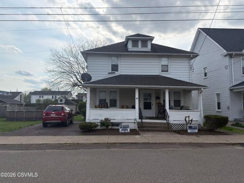 627 Monroe St, Berwick, PA, 18603-2923 | Card Image