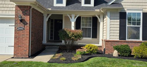 2441 Mcclellan Blvd, Davison, MI, 48423-9588 | Card Image