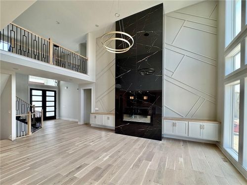 4714 Nw Sienna Rdg, Riverside, MO, 64150-7851 | Card Image