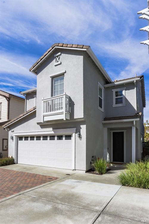 8400 Bennington Ct, Vallejo, CA, 94591-3864 | Card Image