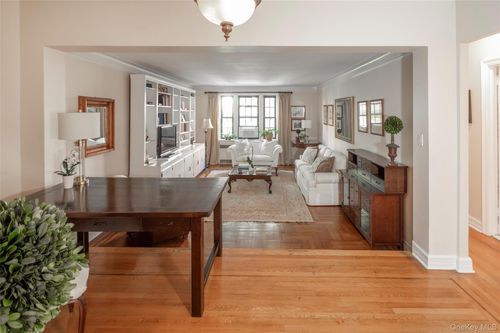 1d-35 Parkview Ave, Yonkers, NY, 10708-2927 | Card Image