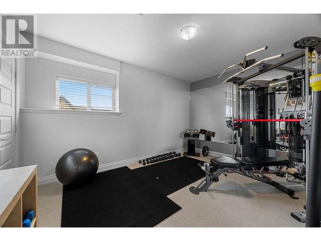 2022 Hugh Allan Dr, House other with 6 bedrooms, 3 bathrooms and 6 parking in Kamloops BC | Image 28