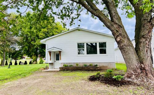 782 Somerville St, Lucknow, ON, N0G2H0 | Card Image