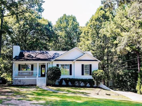 316 Winchester Dr, Sharpsburg, GA, 30277-2290 | Card Image