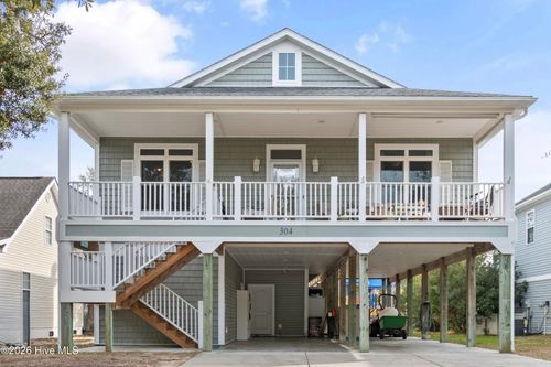 304 Ne 47th St, Oak Island, NC, 28465-5347 | Card Image