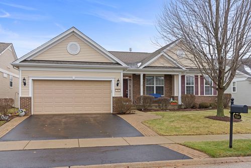 704 Glory Dr, Shorewood, IL, 60404-7035 | Card Image