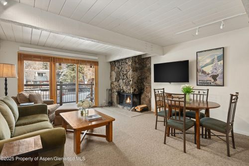 104-131 E Durant Ave, Aspen, CO, 81611-1736 | Card Image