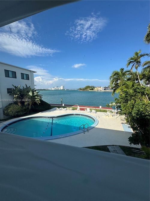 apt-c3-10281 E Bay Harbor Dr, Bay Harbor Islands, FL, 33154-1277 | Card Image