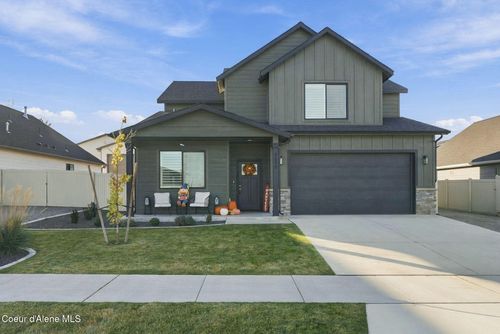 6690 W Portrush Dr, Rathdrum, ID, 83858-8337 | Card Image