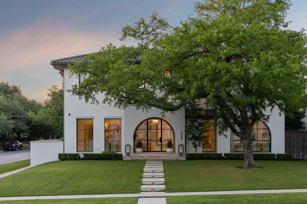 Lorraine Ave, Dallas, TX 75205