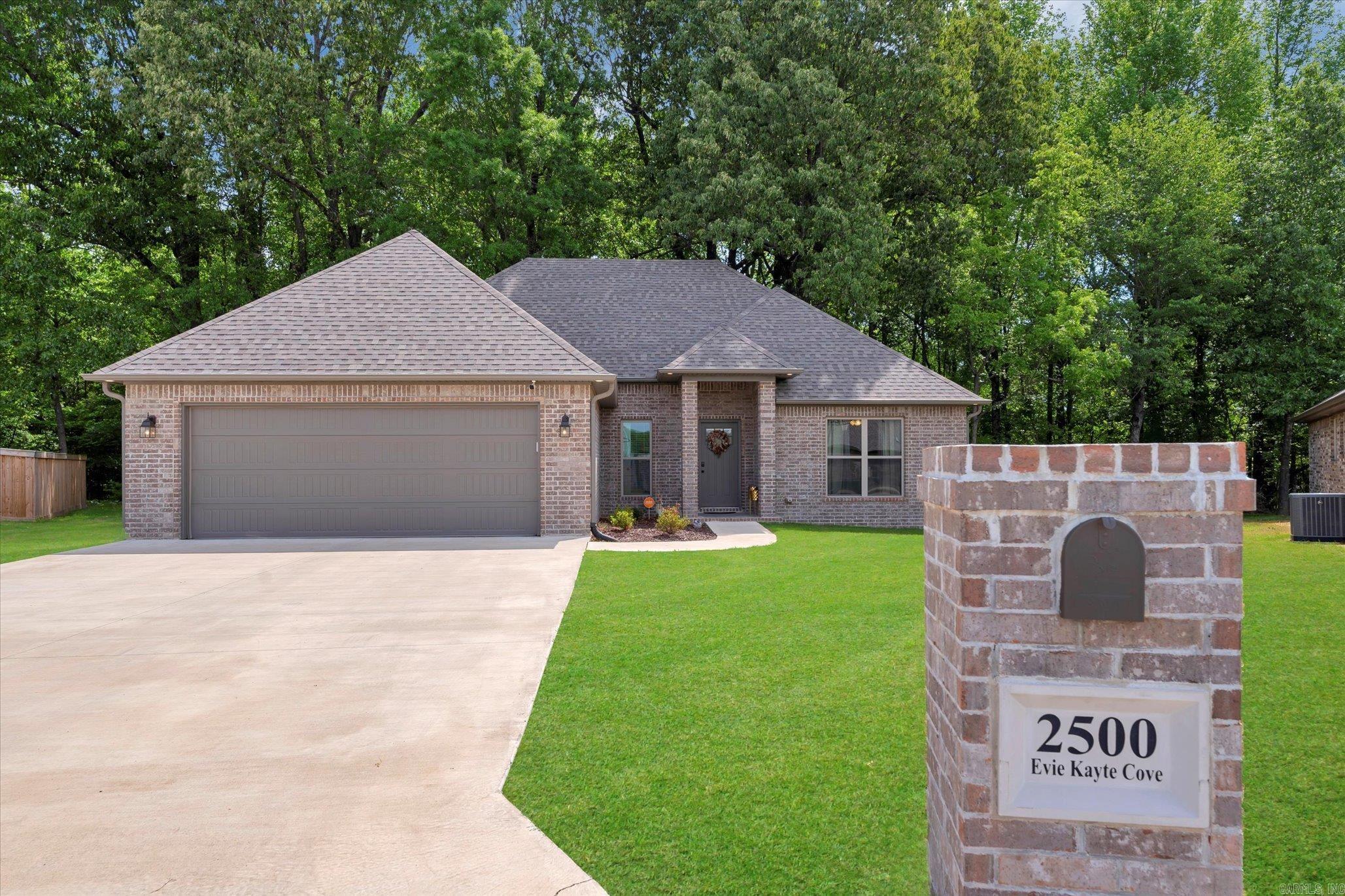Evie Kayte Cv, Paragould, AR 72450