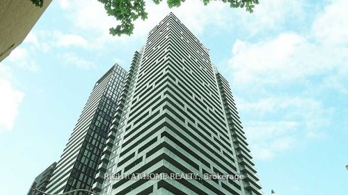 1502-50 Wellesley St E, Toronto, ON, M4Y0C8 | Card Image