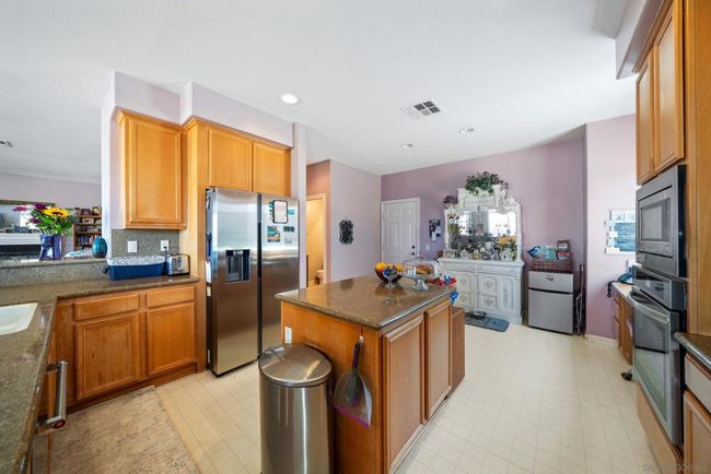 28291 Pinyon Pine Ct, House other with 4 bedrooms, 3 bathrooms and 4 parking in Menifee CA | Image 9