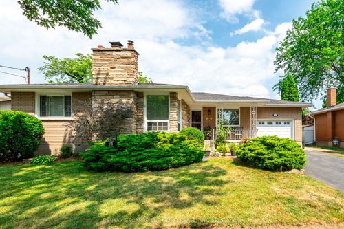 12 Viking Dr, Saint Catharines, ON, L2M2V3 | Card Image