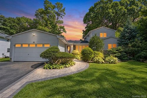 23 Pimlico Dr, Commack, NY, 11725-1127 | Card Image