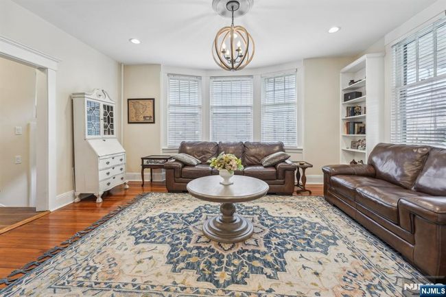 74 Oakdene Ave, House other with 6 bedrooms, 3 bathrooms and null parking in Cliffside Park NJ | Image 4