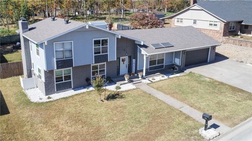 1202 S 13th St, Rogers, AR, 72758-5138 | Card Image