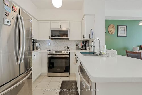 1507-4968 Yonge St, North York, ON, M2N7G9 | Card Image