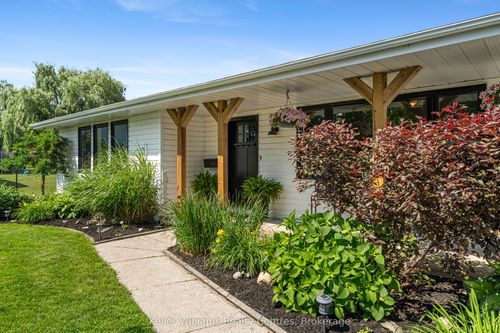 110 Mary Ave, Owen Sound, ON, N4K5N5 | Card Image