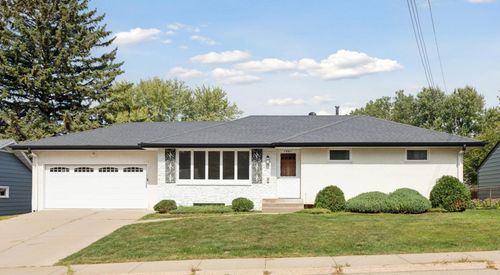 1401 44th Ave Ne, Columbia Heights, MN, 55421-3060 | Card Image