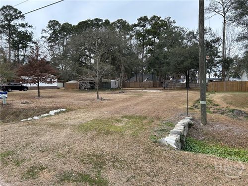 321 Carlyene Dr, Midway, GA, 31320-7334 | Card Image