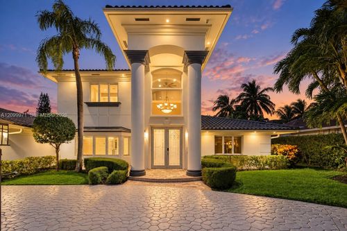 5111 Ne 30th Ave, Lighthouse Point, FL, 33064-7832 | Card Image