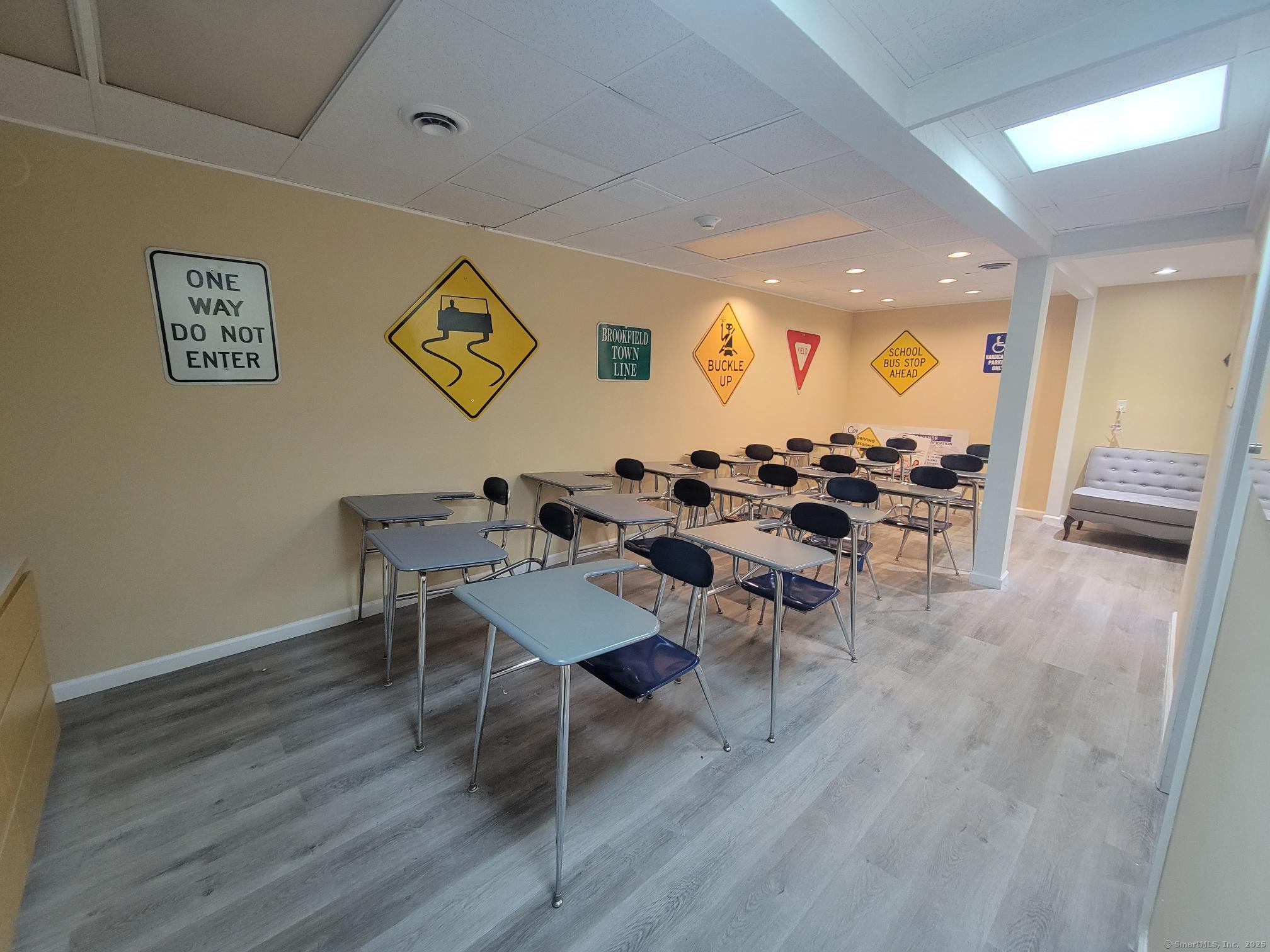 Commercial Lease in Brookfield 5