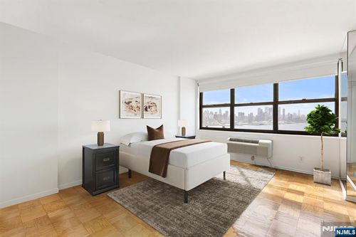 7002 Kennedy Blvd, West New York, NJ, 07093-4929 | Card Image