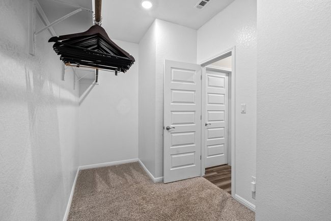 207 El Capitan Loop, House other with 5 bedrooms, 3 bathrooms and 4 parking in Dripping Springs TX | Image 13