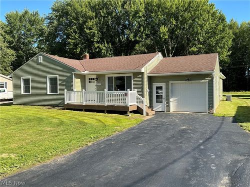 39569 Calann Dr, Elyria, OH, 44035-8131 | Card Image