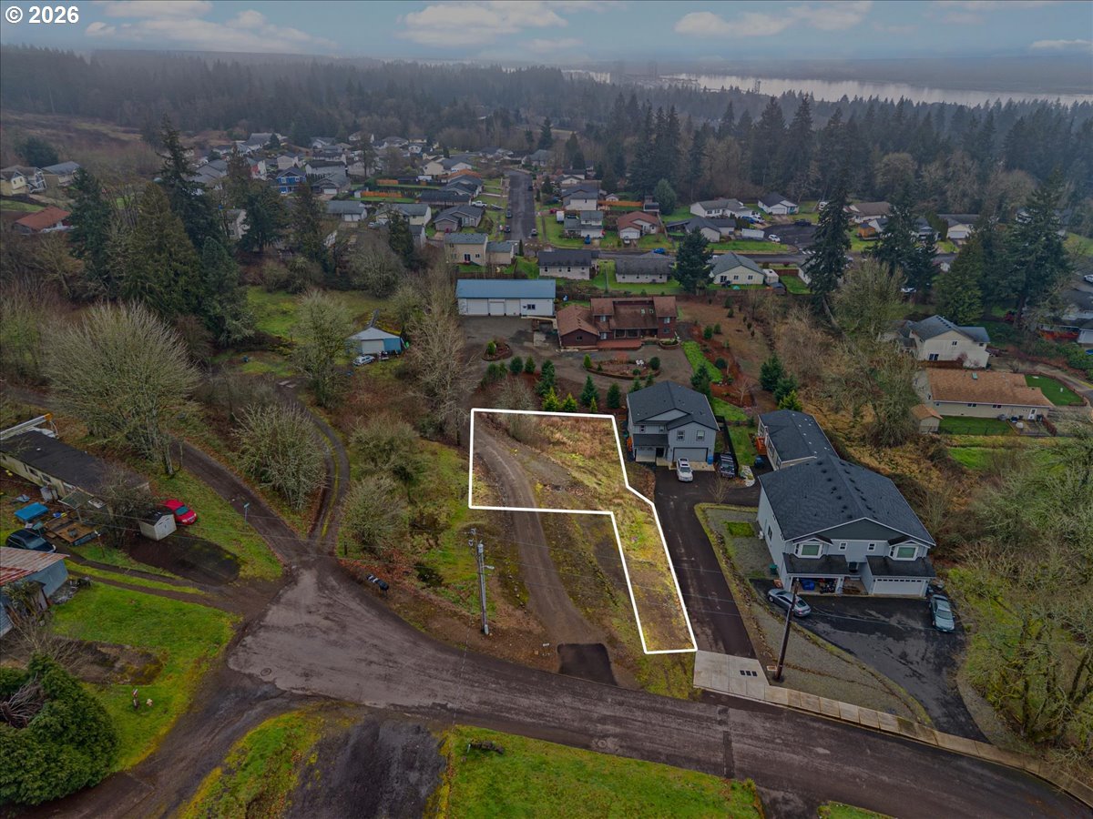 Land in Kalama