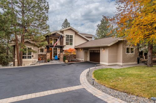 2980 Nw Lucus Ct, Bend, OR, 97703-5630 | Card Image