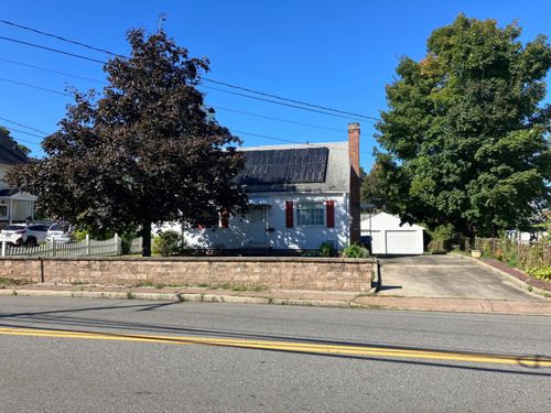 474 Adams St, Manchester, CT, 06040-2713 | Card Image