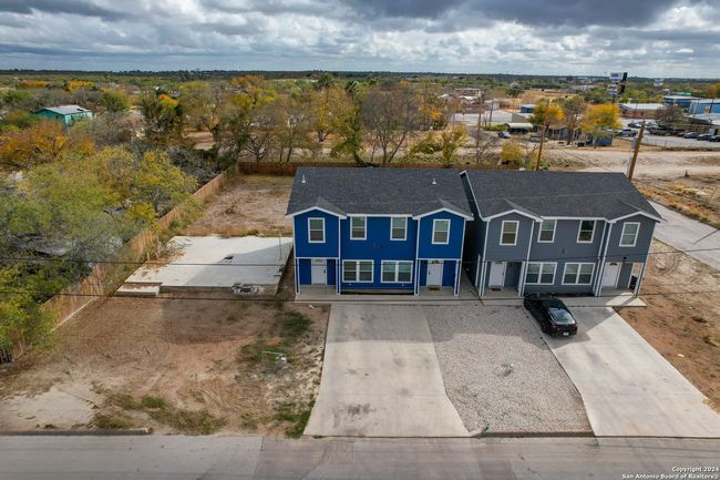 703 N 3 Rd St, Home with 0 bedrooms, 0 bathrooms and null parking in Carrizo Springs TX | Image 22