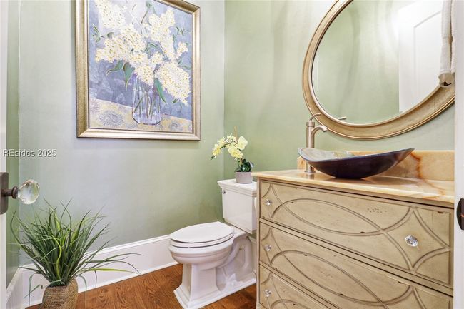 Powder Room | Image 23