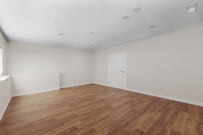 12042 York St, House other with 4 bedrooms, 2 bathrooms and 3 parking in Maple Ridge BC | Image 11