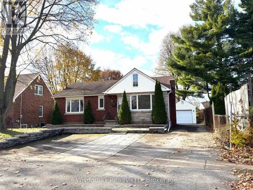 6481 Erwin Cres, Niagara Falls, ON, L2G4Z9 | Card Image