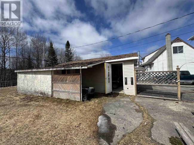 12 Redwing Ave, Home with 3 bedrooms, 2 bathrooms and null parking in Manitouwadge ON | Image 28