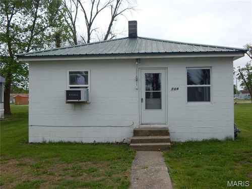 200 E Maple Street, Curryville, MO, 63339 | Card Image