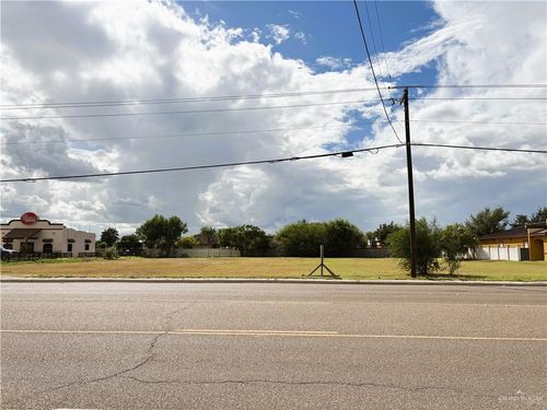 4011 N Veterans Blvd, Pharr, TX, 78577-5098 | Card Image