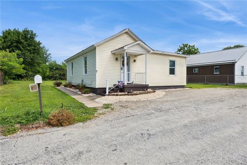 409 Pump Hill Pl, Mount Pleasant, PA, 15666-9754 | Card Image