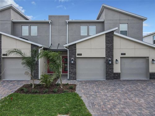 1041-1041 Splash Shot Pl, Davenport, FL, 33896 | Card Image