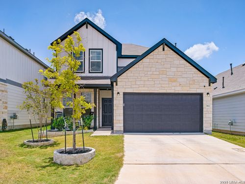 7802 Ponderosa Pne, Boerne, TX, 78015-5228 | Card Image