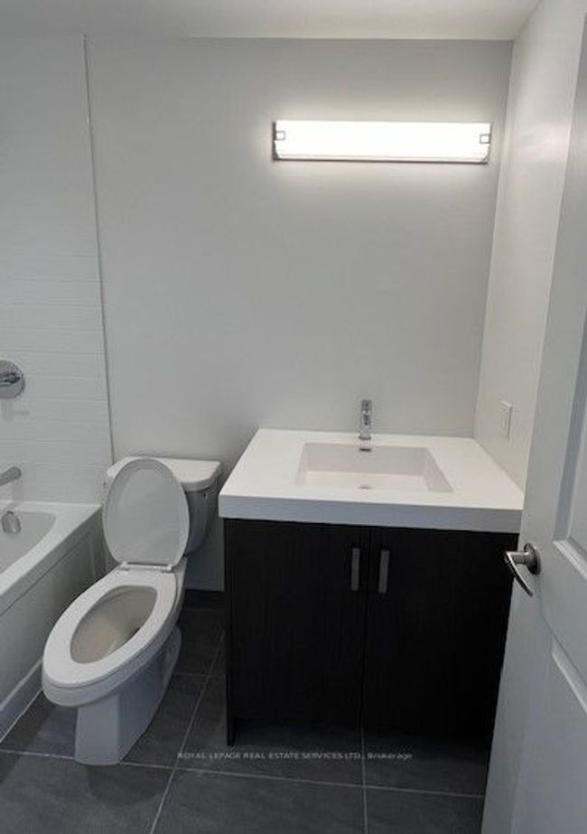 518 - 1010 Dundas St E, Condo with 3 bedrooms, 2 bathrooms and 1 parking in Whitby ON | Image 10