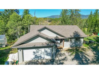 8529 Highway 95 A, House other with 3 bedrooms, 2 bathrooms and null parking in Kimberley BC | Image 1