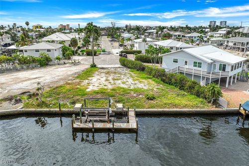 20 Avenida Carita, FORT MYERS BEACH, FL, 33931-4206 | Card Image