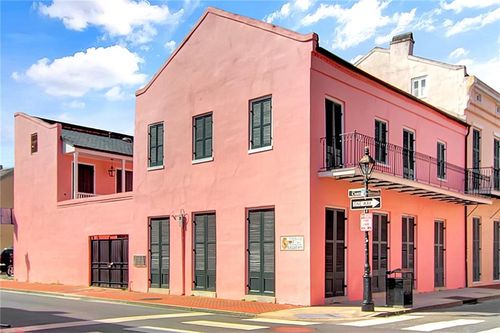 2b-1001 Conti St, New Orleans, LA, 70112-3432 | Card Image