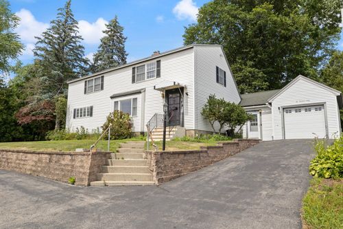 260 Meadow Rd, Portsmouth, NH, 03801-3126 | Card Image